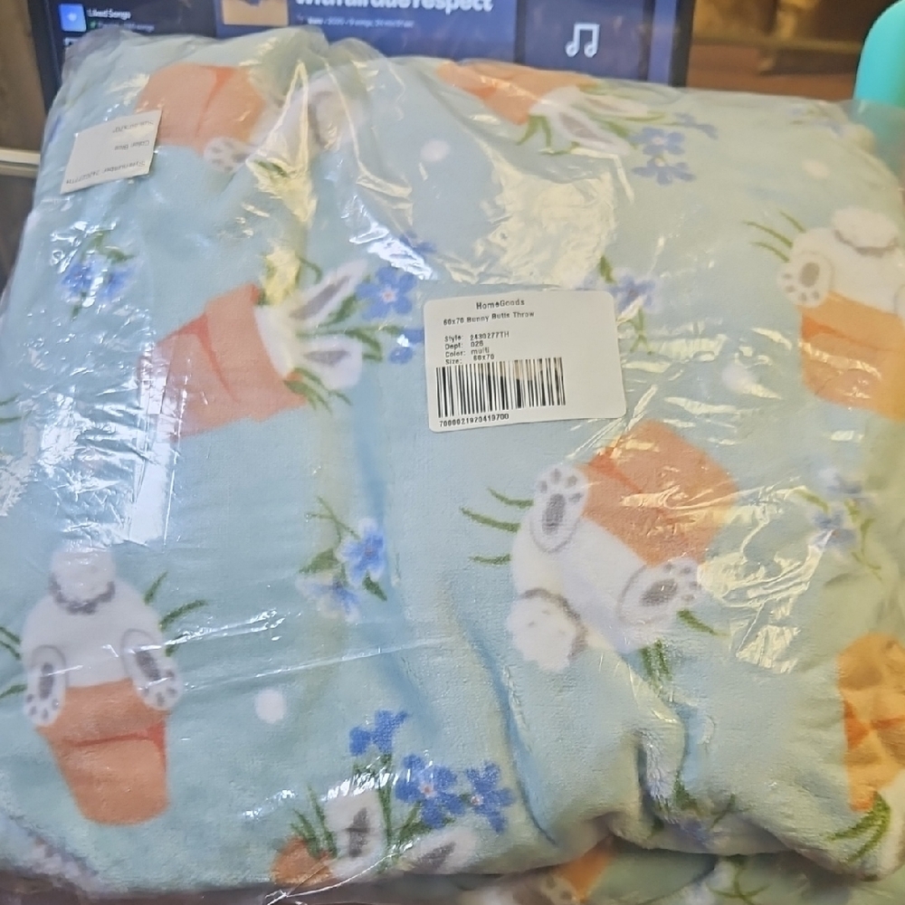 Luxurious Blue Floral Throw Blanket by